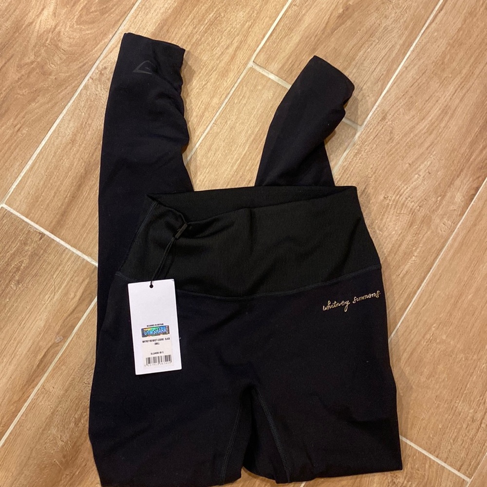 Whitney Simmons black ribbed waist scrunch butt leggings